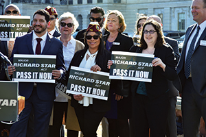 DAV supports the Major Richard Star Act to restore military retiree pay and VA disability compensation.